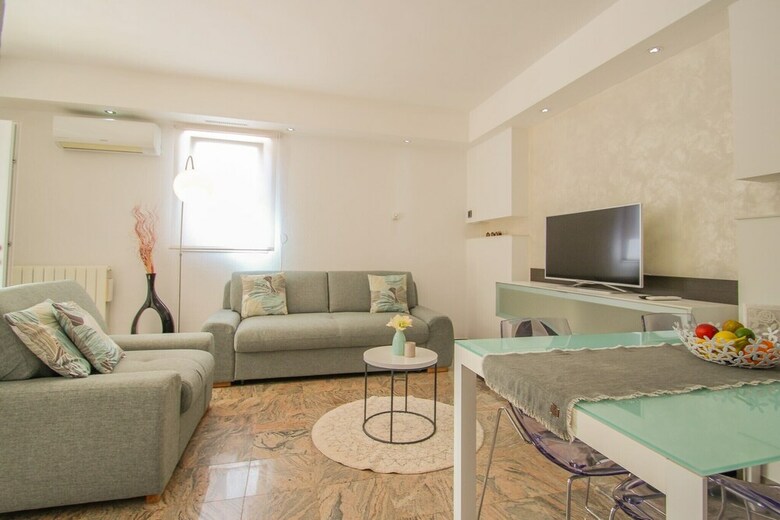 Apartamentos Amelie