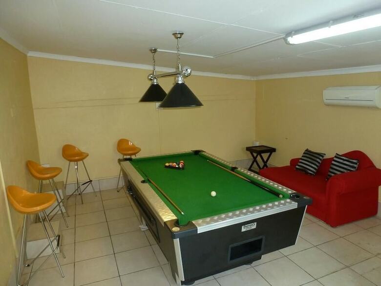 Hotel Bubble Ball Guest House