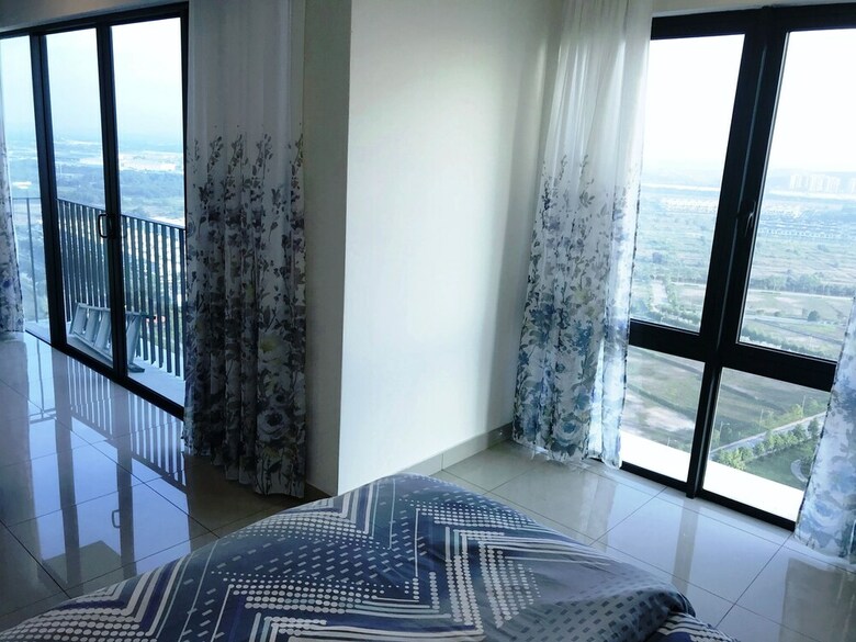 Apartamentos E Studio-trefoil Setiacity Setiaalam