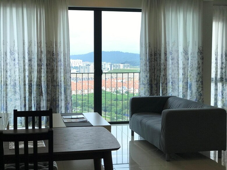 Apartamentos E Studio-trefoil Setiacity Setiaalam
