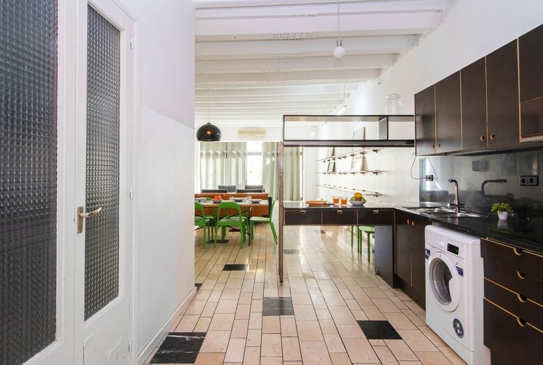 Apartamentos Elpilar Raval