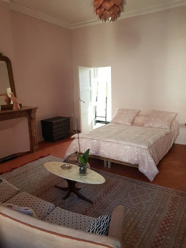 Bed & Breakfast Chambres D'hotes Au Centre de Sigean