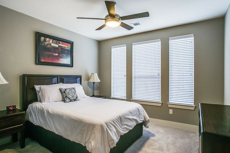 Stylish Frisco 2 Bedroom Apartments