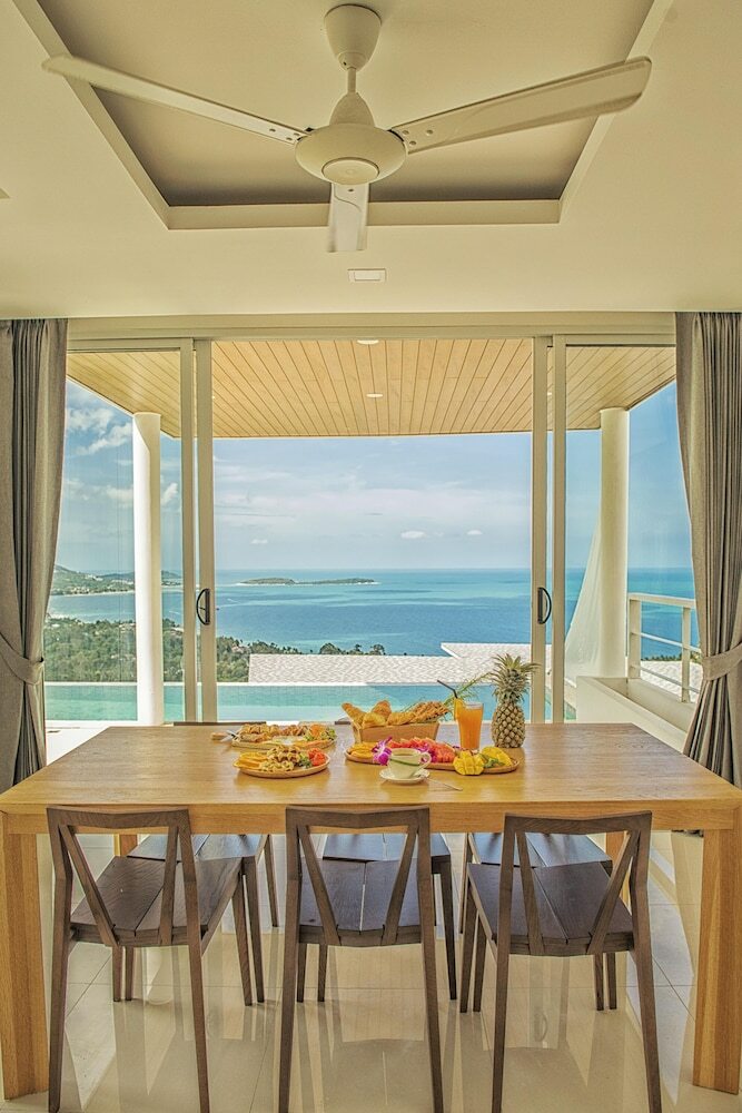 Villa Chaweng Noi Beach  Full Moon 4br Seaview