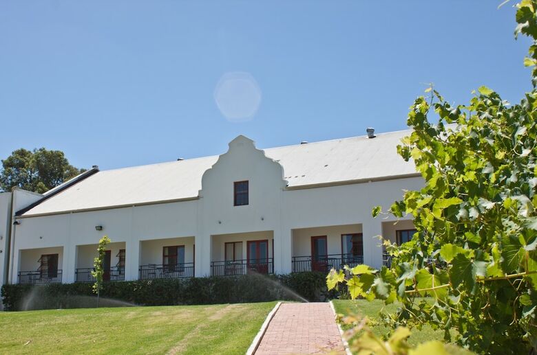 Hotel Val Du Charron Guest House & Wine Estate