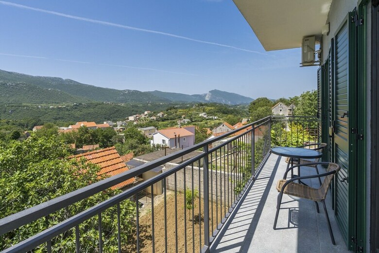 Apartment Ivo