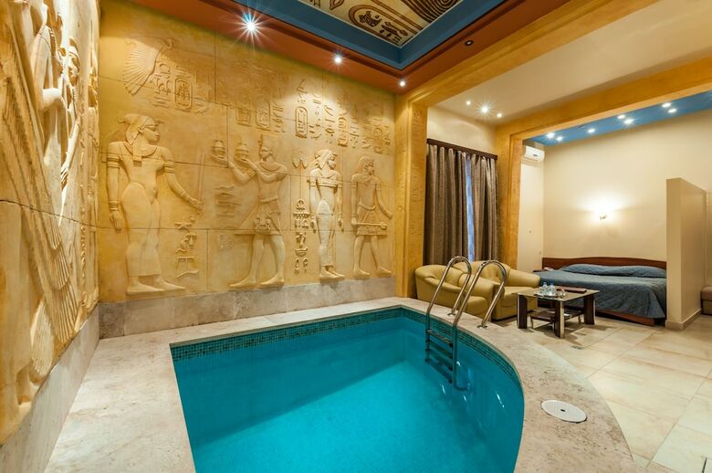 Hotel Cron