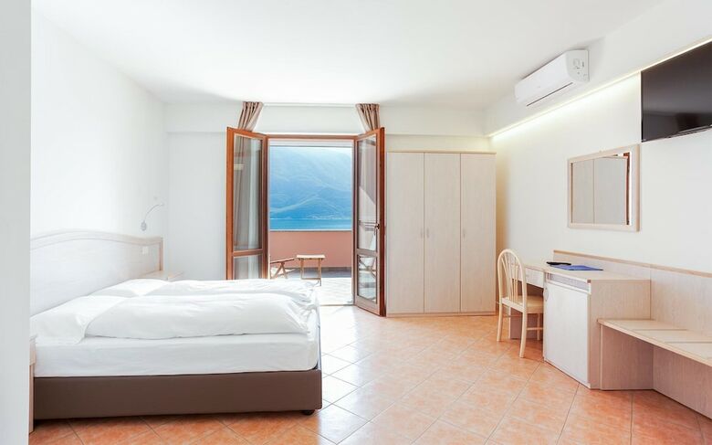 Relax Hotel La Gardenia & Villa Oleandra