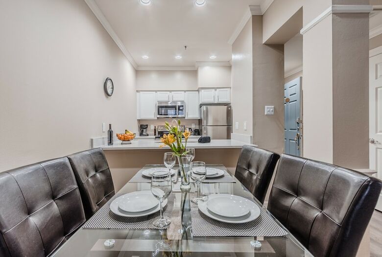 Hotel Corporate Stays - Uptown Dallas