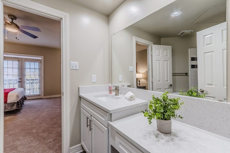 Hotel Corporate Stays - Uptown Dallas