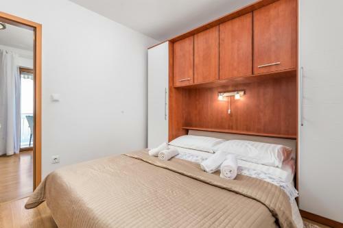 Apartments Davor