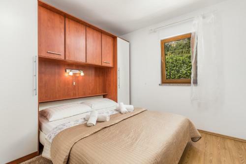 Apartments Davor