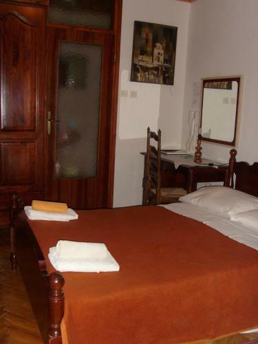 Apartments And Rooms Deskovic