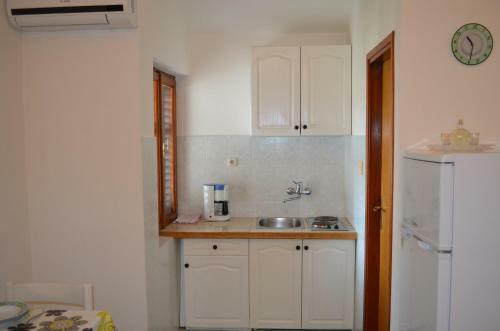 Apartments Sersic Baska