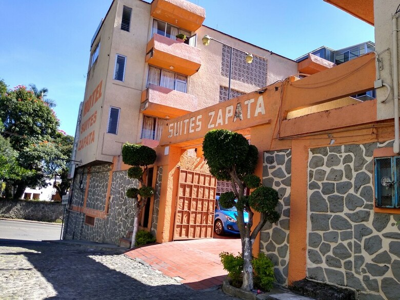 Hotel Suites Zapata