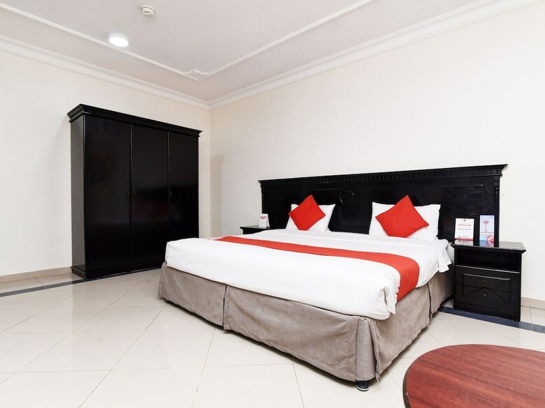 Oyo 367 Season Hotel