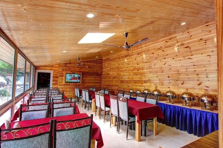 Bed & Breakfast Hotel Monarch Residency Manali