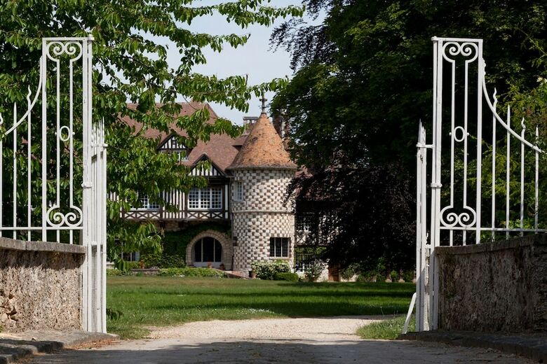 Bed & Breakfast Le Manoir de Beaumarchais