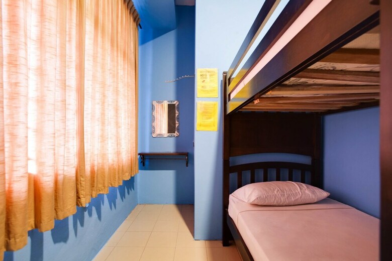 Spot On 89644 Retto Hotel