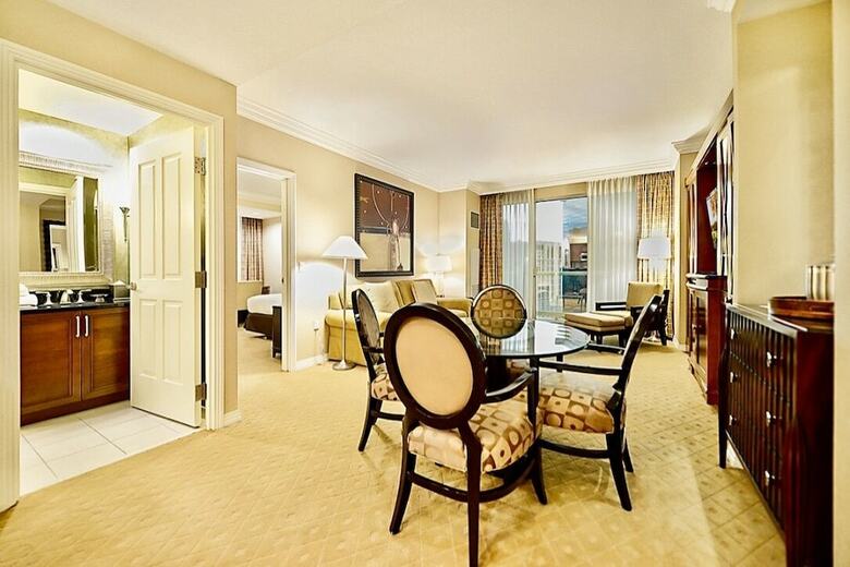 Hotel Abz Signature Suites