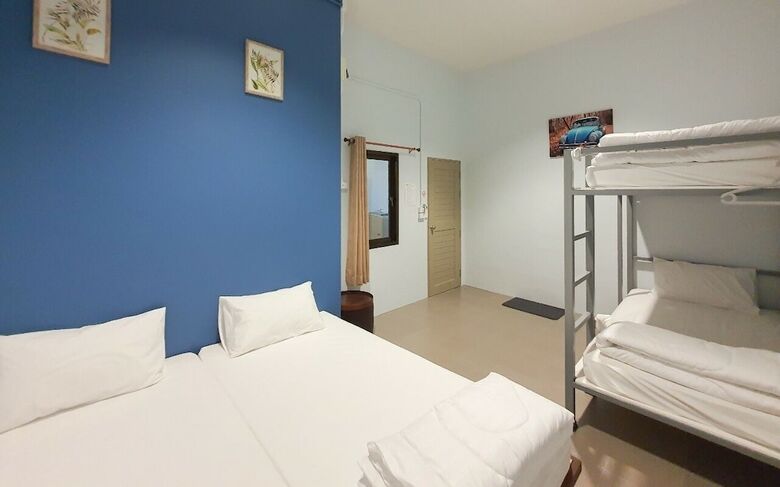 Hostal We Hostel