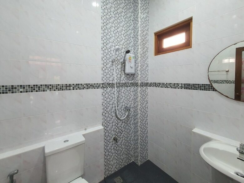 Hostal We Hostel