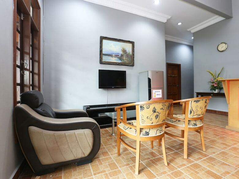 Hotel Oyo 89523 Villa Sri Mayang