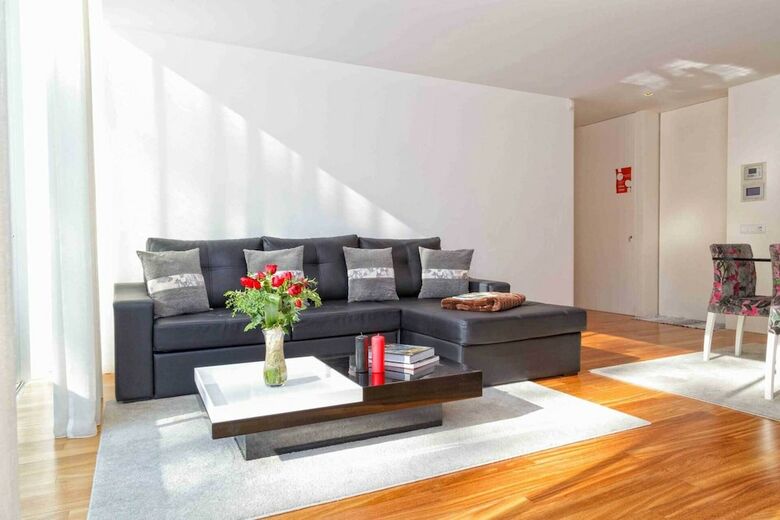Best Villas - Park Ofir