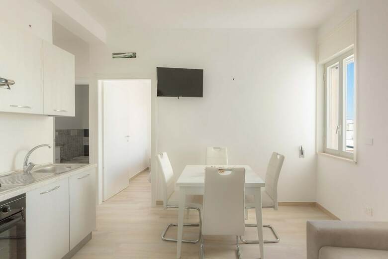 Viva Seaview Apartments