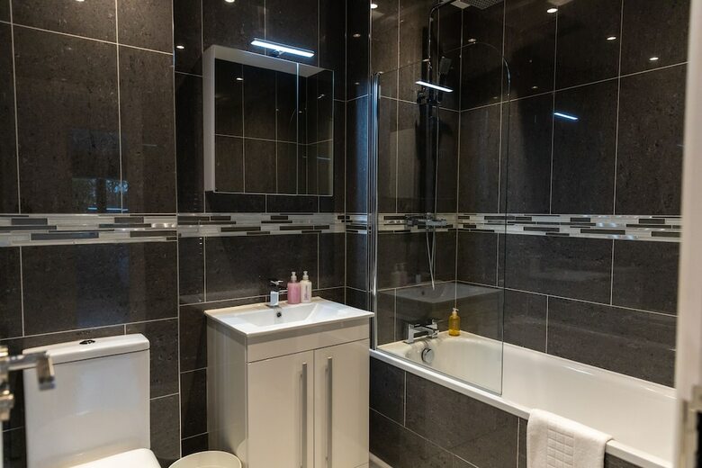 Apartamentos London Heathrow Serviced Apt - Bath Road