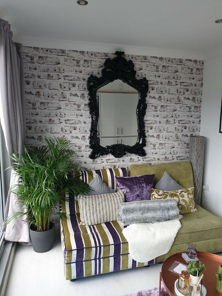 Apartamentos The Cakide