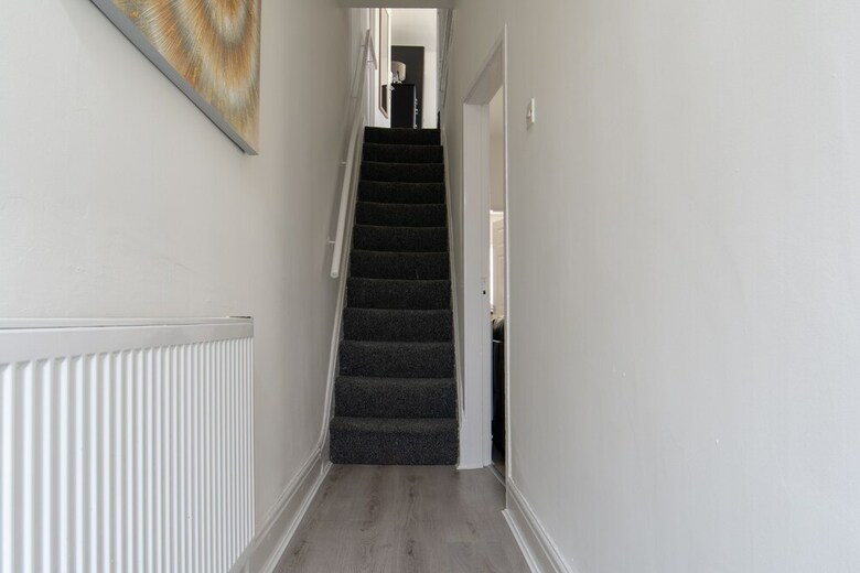 Lux Apartments 4 Bedroom House Sutcliffe