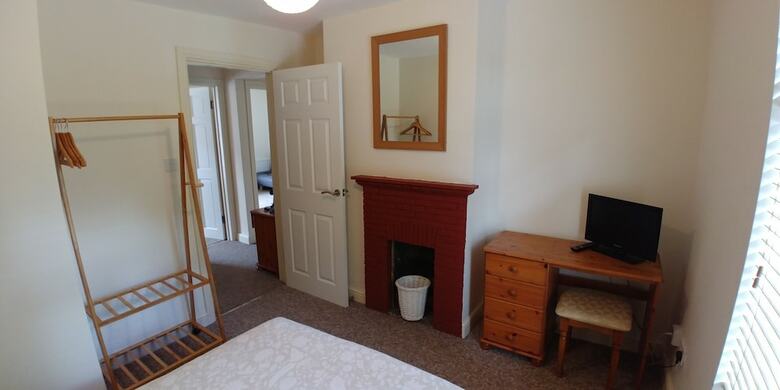 Apartamento Bassett Road Flat 2