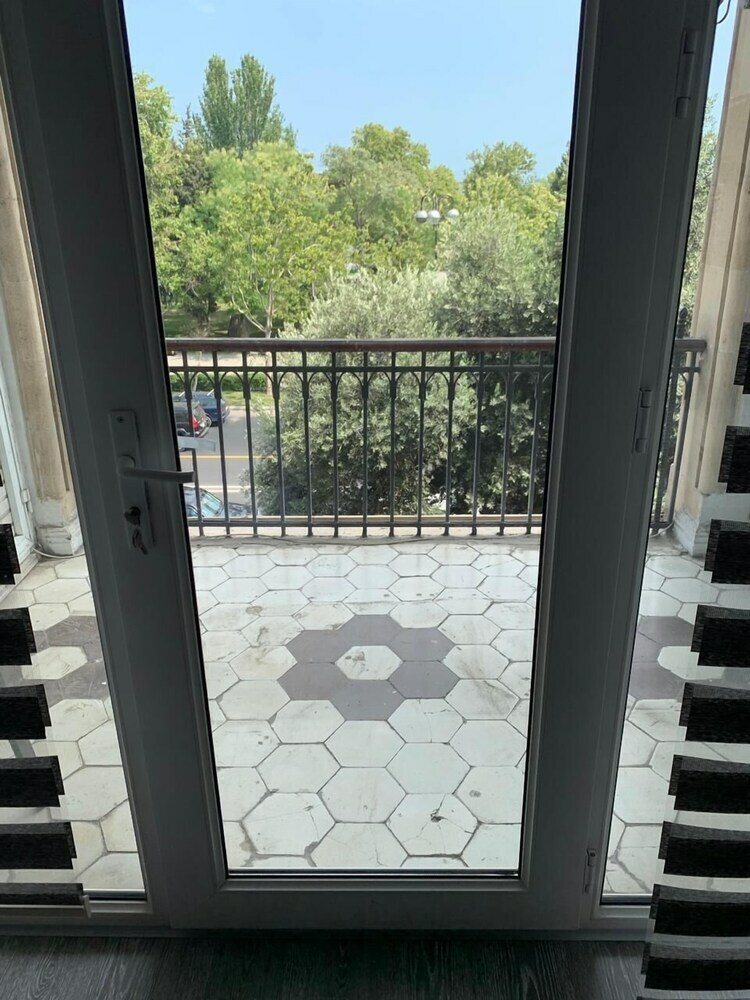 Sea View Apartment In The Old City