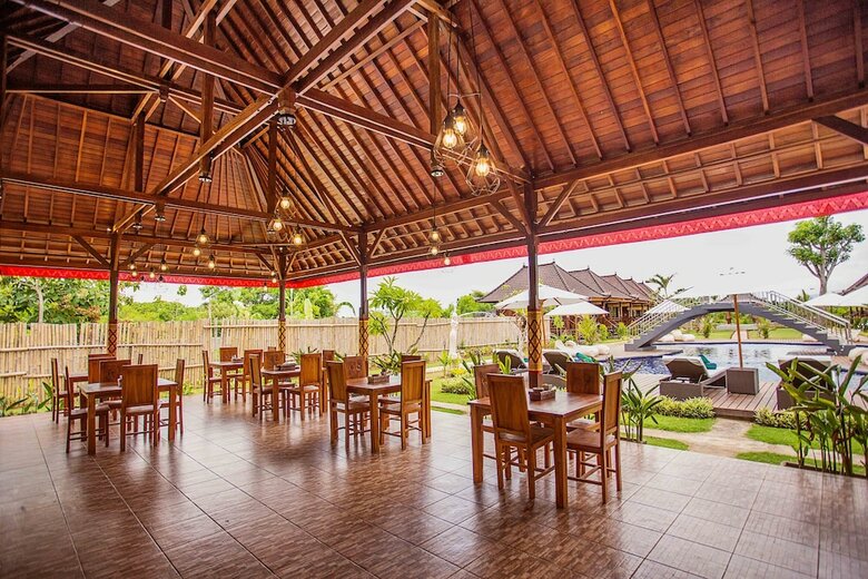 Bed & Breakfast Maharatu Villas