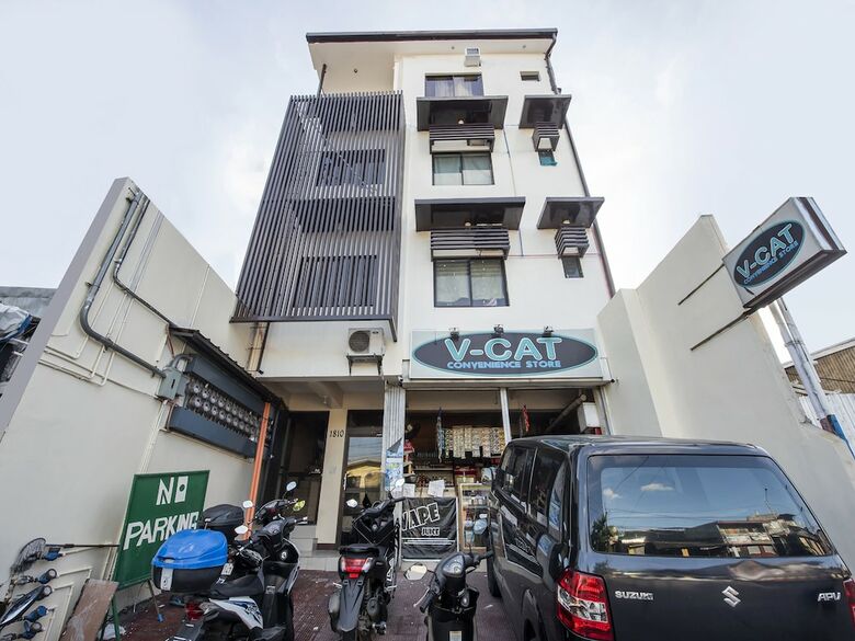 Hotel Oyo 490 V-cat Apartelle