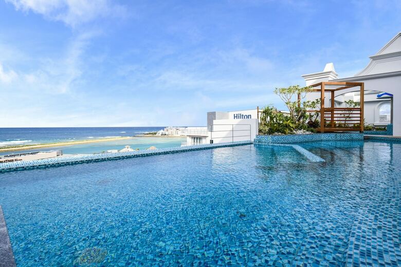 Hotel Lequ Okinawa Chatan Spa & Resort