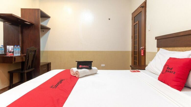 Hotel Reddoorz Near Manlurip Rotonda Tacloban