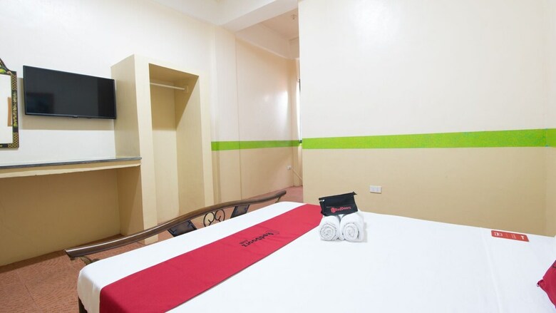 Hotel Reddoorz @ Solemar Pansol Calamba