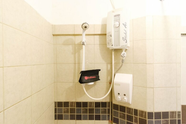 Hotel Reddoorz Plus Near Vigan Convention Center