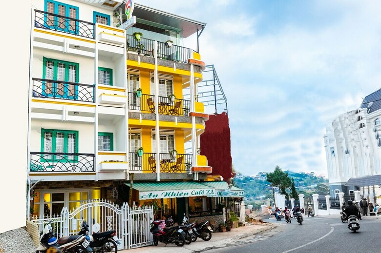 Oyo 592 An Nhien Hotel & Cafe