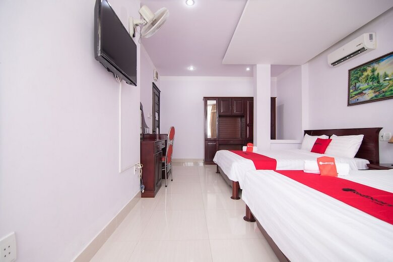 Hotel Reddoorz Near Cau Song Han 2