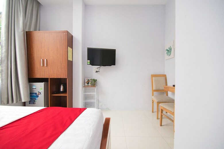 Hotel Reddoorz Near Truc Bach Lake