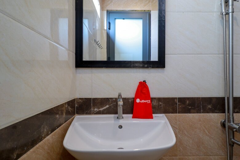 Hotel Reddoorz Near Vincom Go Vap 2