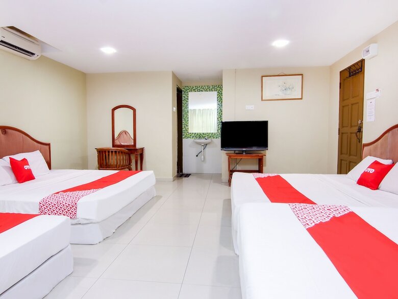 Oyo 89689 Zahrin Hotel