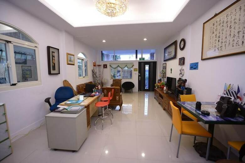Hotel Happy Feet Youth B&B
