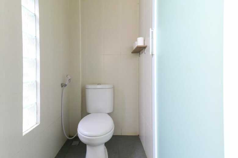 Hotel Aru House