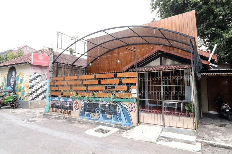 Hostal Alexiz Hostel