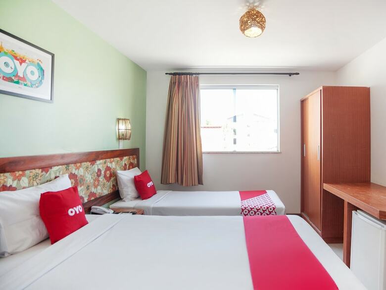 Oyo Alto Da Praia Hotel