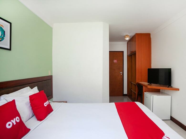 Oyo Alto Da Praia Hotel